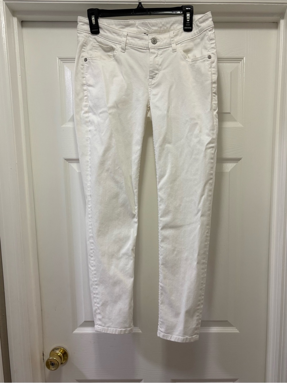 Tommy Bahama Boyfriend Women's White Straight-Leg Denim Jeans sz 4
